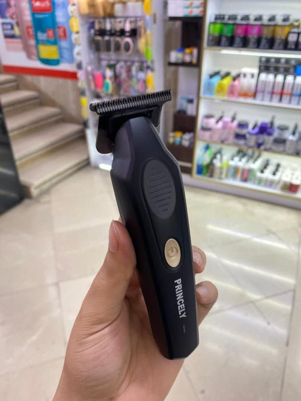 ماشین اصلاح خط زن سه شانه پرنسلی مدل PR472AT